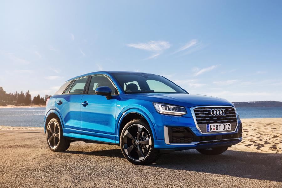  Audi Q2 TDI Quattro S-Line 2017 года  (AU) (фото 9 из 20)